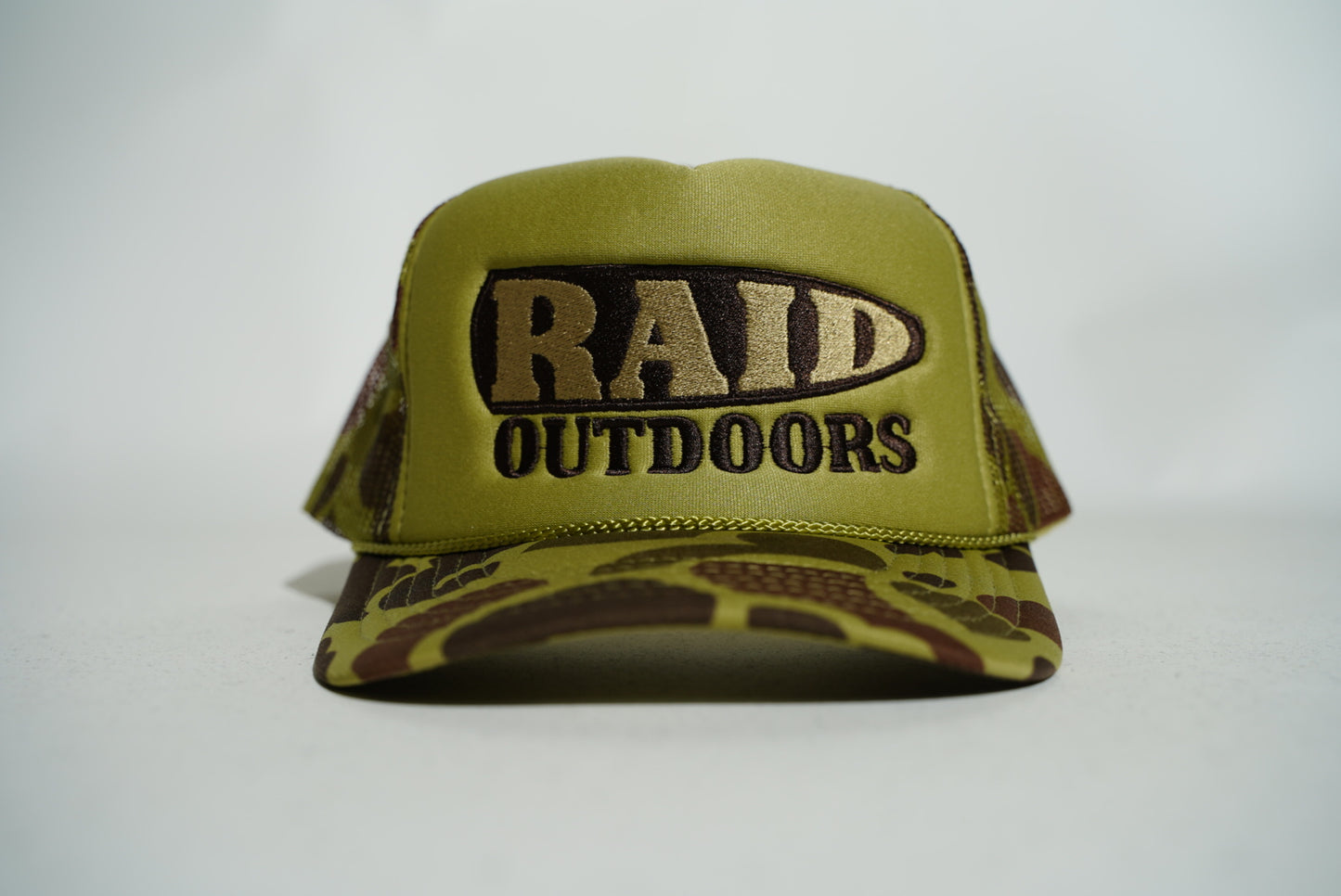 RAID OUTDOOORS TRUCKER DUCK CAMO