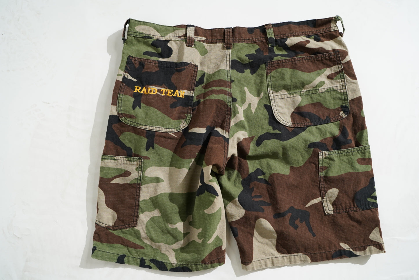 M81 CARPENTER STYLED SHORTS