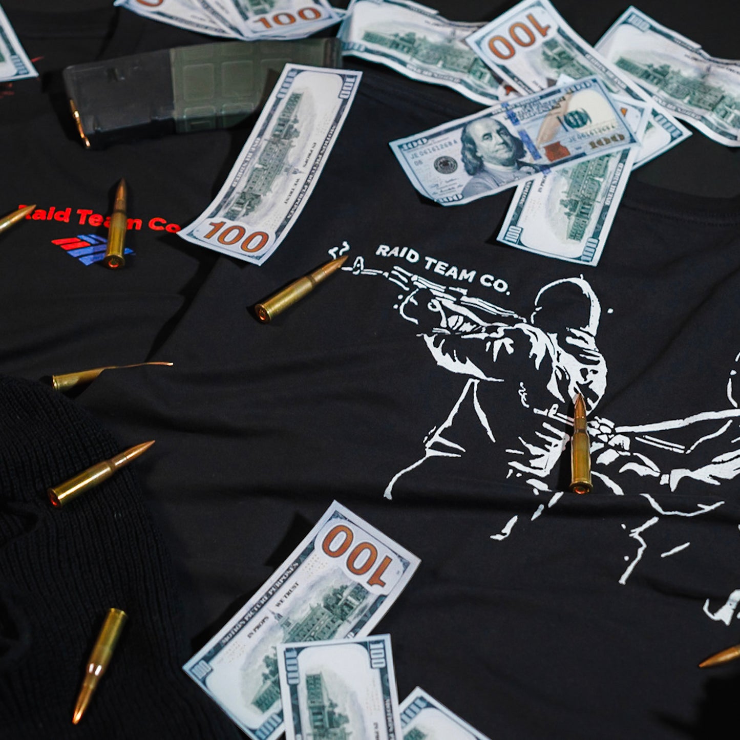 PAIRS T-SHIRT